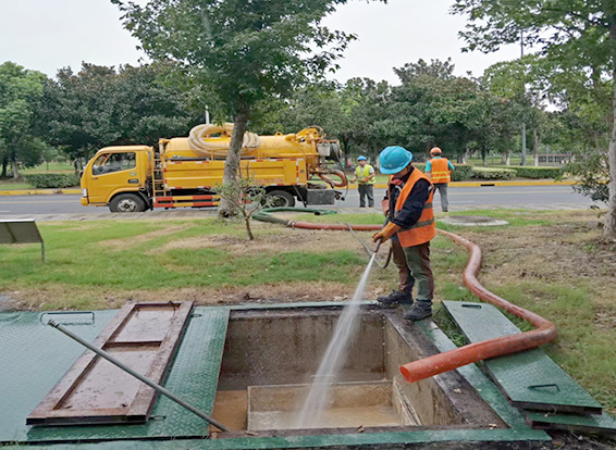 宏伟化油池清理